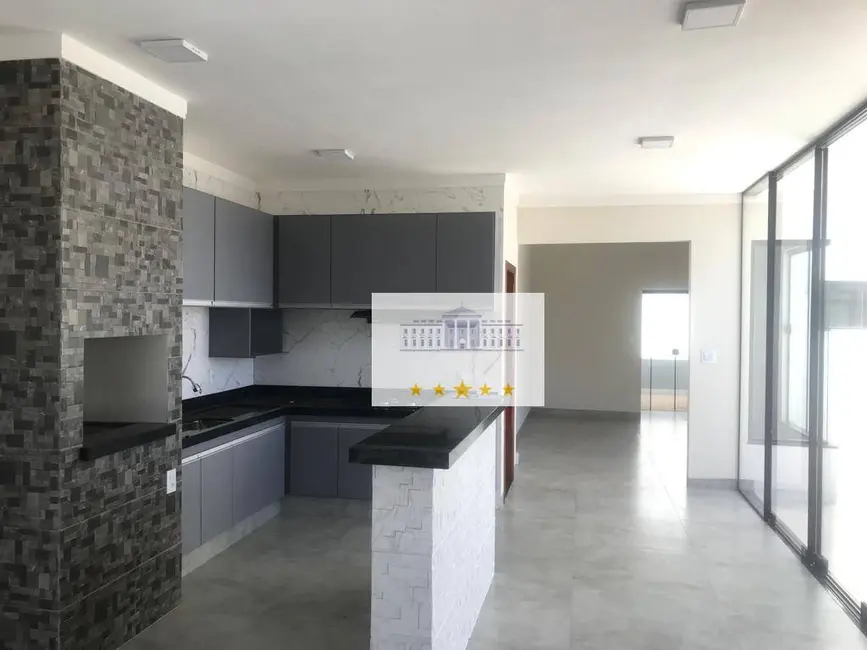Foto 1 de Casa de Condomínio com 3 quartos à venda, 200m2 em Centro, Aracatuba - SP