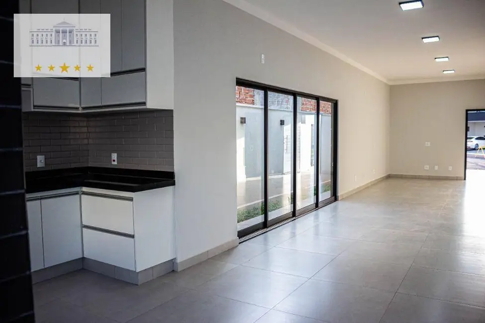 Foto 1 de Casa de Condomínio com 3 quartos à venda, 300m2 em Pinheiros, Aracatuba - SP