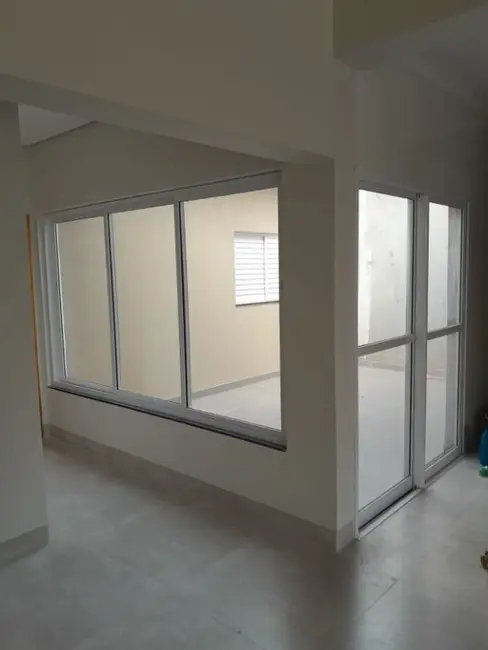 Foto 1 de Casa de Condomínio com 3 quartos à venda, 200m2 em Vila Aeronáutica, Aracatuba - SP