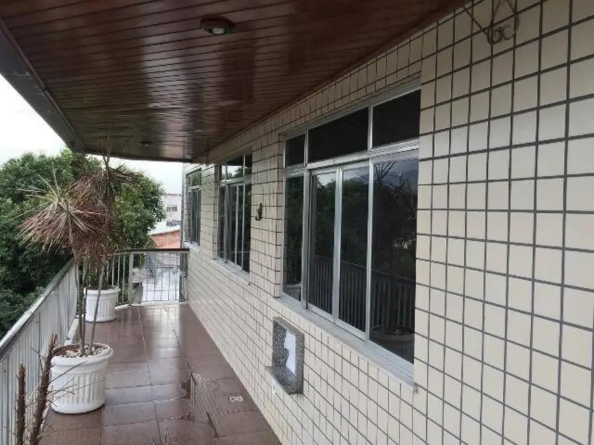 Apartamento com 3 quartos à venda, 128m2 em Vila Valqueire, Rio De Janeiro - RJ - imagem 6 Foto 6 de Apartamento com 3 quartos à venda, 128m2 em Vila Valqueire, Rio De Janeiro - RJ