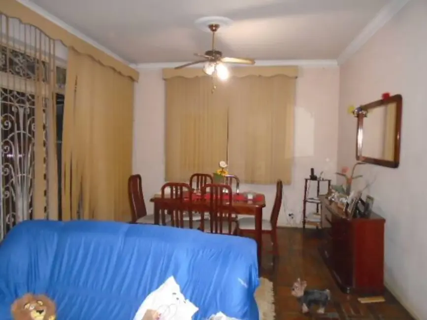 Casa com 3 quartos à venda, 220m2 em Vila Valqueire, Rio De Janeiro - RJ - imagem 4 Foto 4 de Casa com 3 quartos à venda, 220m2 em Vila Valqueire, Rio De Janeiro - RJ