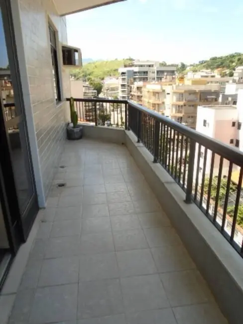 Cobertura com 3 quartos à venda, 240m2 em Vila Valqueire, Rio De Janeiro - RJ - imagem 4 Foto 4 de Cobertura com 3 quartos à venda, 240m2 em Vila Valqueire, Rio De Janeiro - RJ