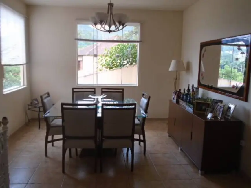 Casa de Condomínio com 5 quartos à venda, 487m2 em Anil, Rio De Janeiro - RJ - imagem 6 Foto 6 de Casa de Condomínio com 5 quartos à venda, 487m2 em Anil, Rio De Janeiro - RJ