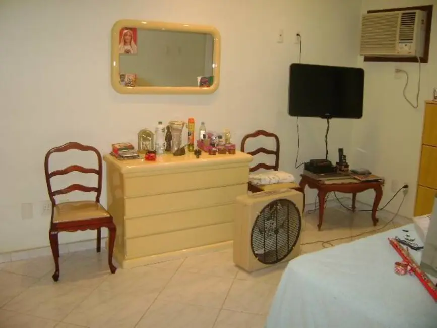 Casa com 4 quartos à venda, 276m2 em Pechincha, Rio De Janeiro - RJ - imagem 9 Foto 9 de Casa com 4 quartos à venda, 276m2 em Pechincha, Rio De Janeiro - RJ