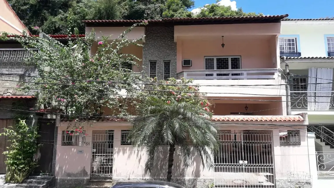 Foto 1 de Casa de Condomínio com 4 quartos à venda, 249m2 em Vila Valqueire, Rio De Janeiro - RJ