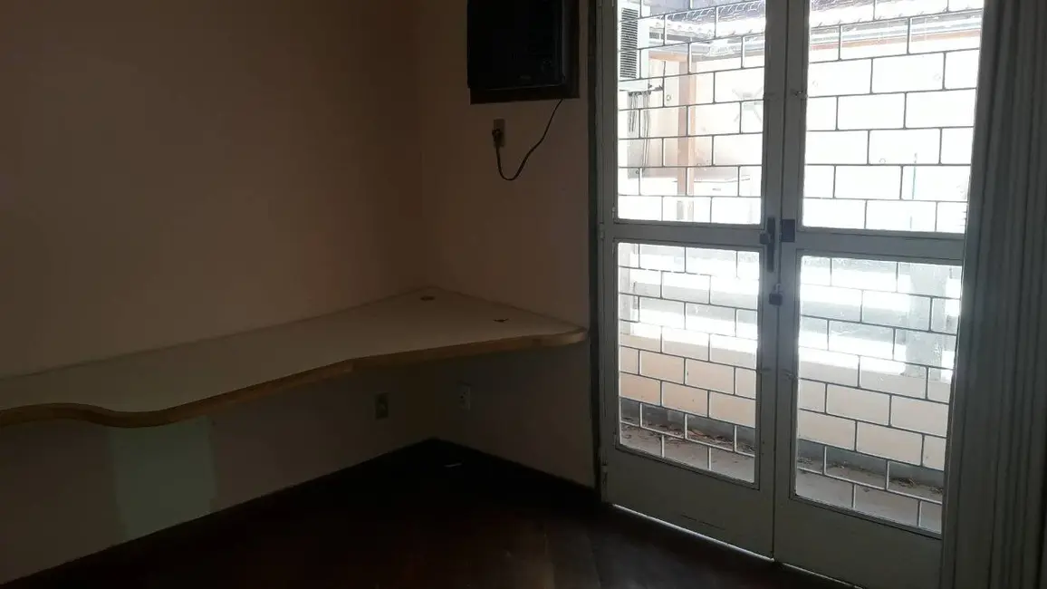 Casa de Condomínio com 4 quartos à venda, 249m2 em Vila Valqueire, Rio De Janeiro - RJ - imagem 7 Foto 7 de Casa de Condomínio com 4 quartos à venda, 249m2 em Vila Valqueire, Rio De Janeiro - RJ