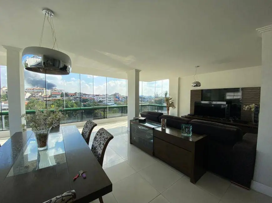 Cobertura com 3 quartos à venda, 275m2 em Vila Valqueire, Rio De Janeiro - RJ - imagem 3 Foto 3 de Cobertura com 3 quartos à venda, 275m2 em Vila Valqueire, Rio De Janeiro - RJ