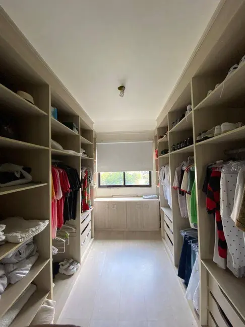 Cobertura com 3 quartos à venda, 275m2 em Vila Valqueire, Rio De Janeiro - RJ - imagem 7 Foto 7 de Cobertura com 3 quartos à venda, 275m2 em Vila Valqueire, Rio De Janeiro - RJ