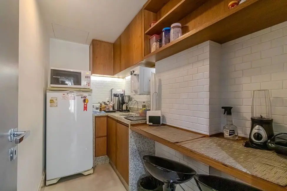Sala Comercial à venda, 47m2 em Rio De Janeiro - RJ - imagem 3 Foto 3 de Sala Comercial à venda, 47m2 em Rio De Janeiro - RJ