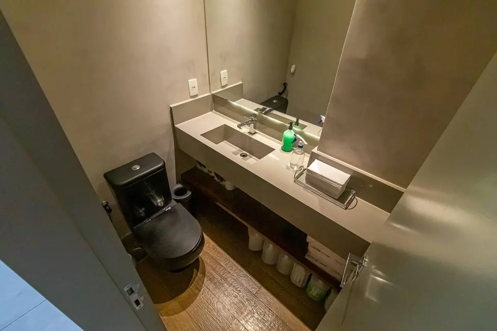 Sala Comercial à venda, 83m2 em Rio De Janeiro - RJ - imagem 4 Foto 4 de Sala Comercial à venda, 83m2 em Rio De Janeiro - RJ