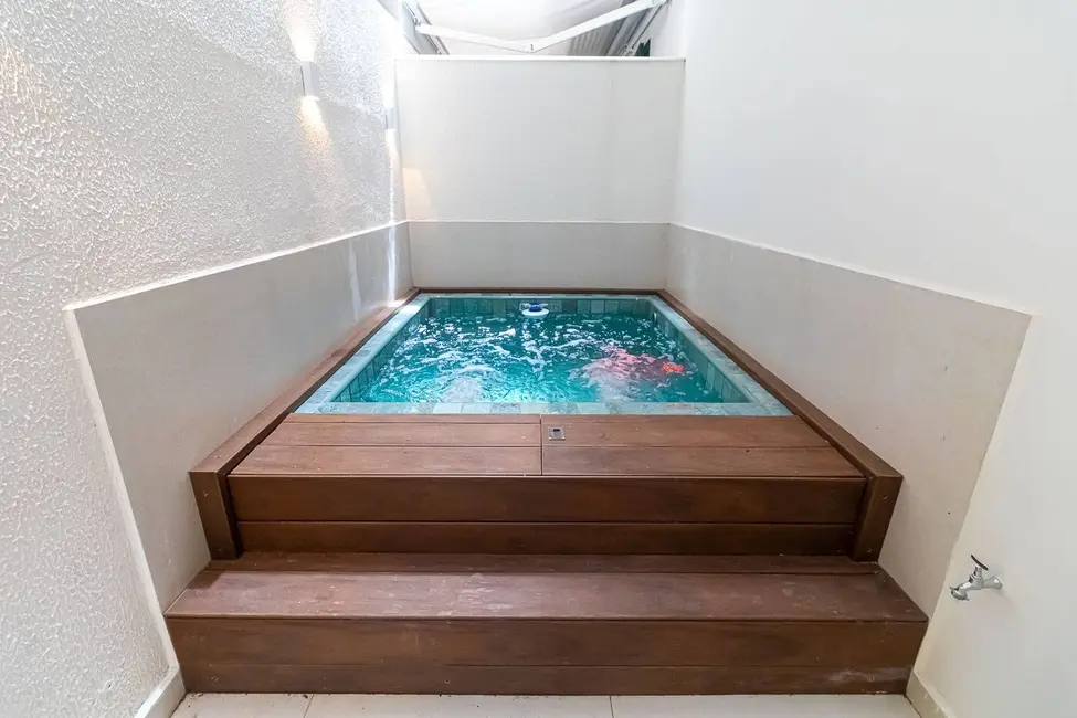 Apartamento com 1 quarto à venda, 38m2 em Copacabana, Rio De Janeiro - RJ - imagem 3 Foto 3 de Apartamento com 1 quarto à venda, 38m2 em Copacabana, Rio De Janeiro - RJ