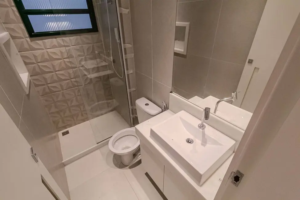 Apartamento com 1 quarto à venda, 49m2 em Copacabana, Rio De Janeiro - RJ - imagem 7 Foto 7 de Apartamento com 1 quarto à venda, 49m2 em Copacabana, Rio De Janeiro - RJ