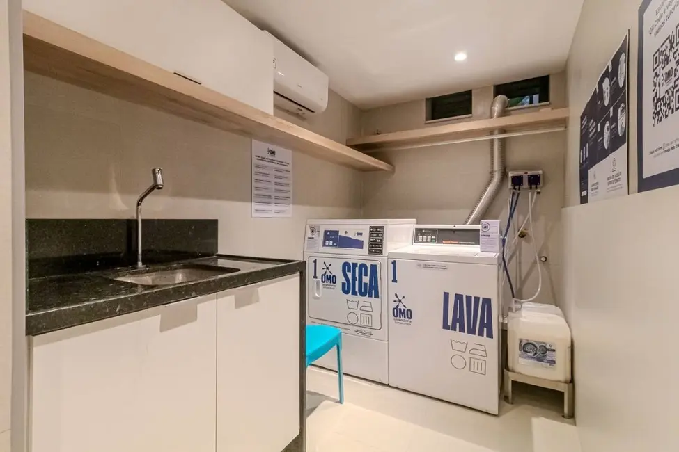 Apartamento com 1 quarto à venda, 49m2 em Copacabana, Rio De Janeiro - RJ - imagem 5 Foto 5 de Apartamento com 1 quarto à venda, 49m2 em Copacabana, Rio De Janeiro - RJ