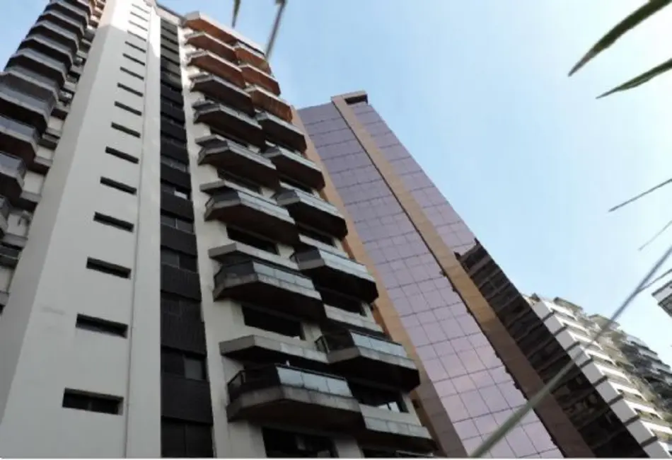 Foto 1 de Apartamento com 4 quartos à venda, 228m2 em Itaim Bibi, São Paulo - SP