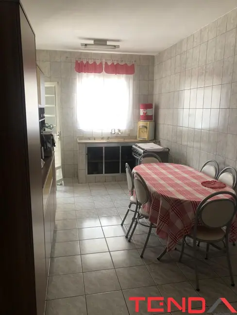 Casa com 2 quartos à venda, 198m2 em Éden, Sorocaba - SP - imagem 3 Foto 3 de Casa com 2 quartos à venda, 198m2 em Éden, Sorocaba - SP