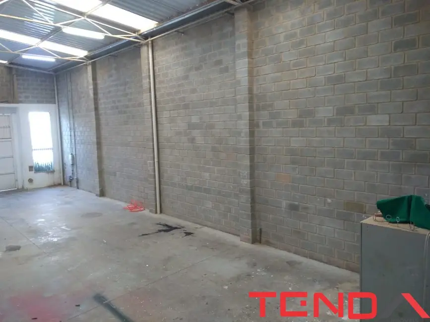 Foto 3 de Armazém / Galpão à venda, 210m2 em Jardim Piazza di Roma, Sorocaba - SP