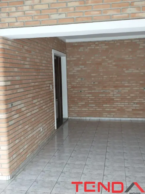 Casa com 3 quartos à venda, 200m2 em Éden, Sorocaba - SP - imagem 4 Foto 4 de Casa com 3 quartos à venda, 200m2 em Éden, Sorocaba - SP
