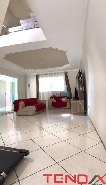 Foto 8 de Casa com 3 quartos à venda, 215m2 em Jardim Residencial Imperatriz, Sorocaba - SP