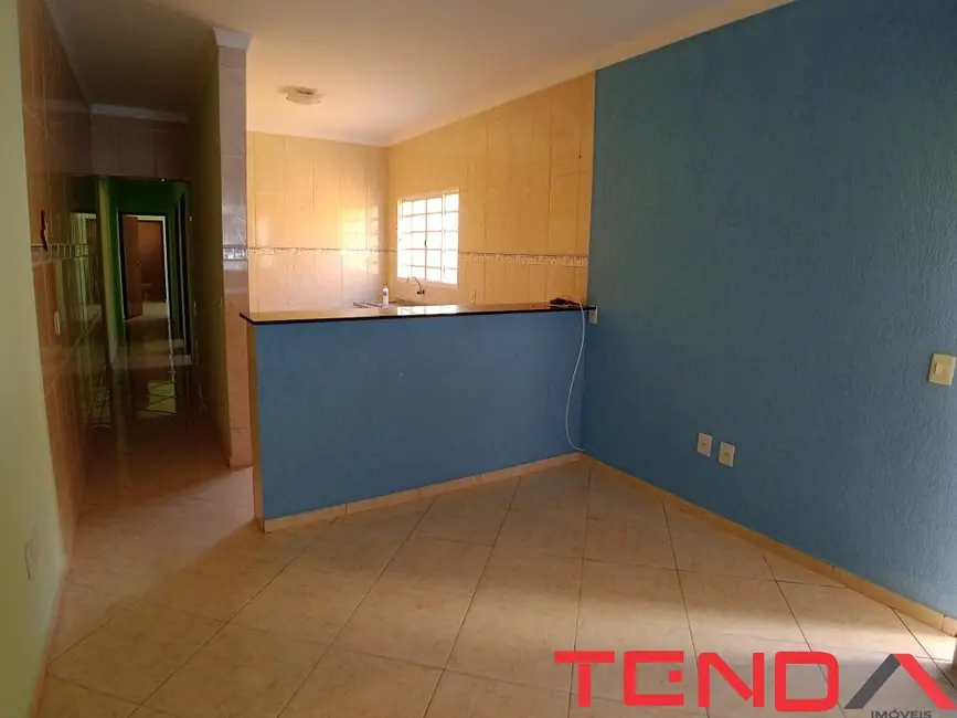 Foto 4 de Casa com 2 quartos para alugar, 95m2 em Jardim Amalia, Sorocaba - SP
