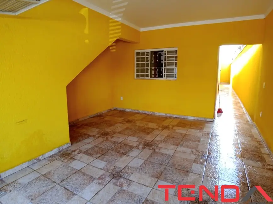 Foto 1 de Casa com 2 quartos para alugar, 95m2 em Jardim Amalia, Sorocaba - SP