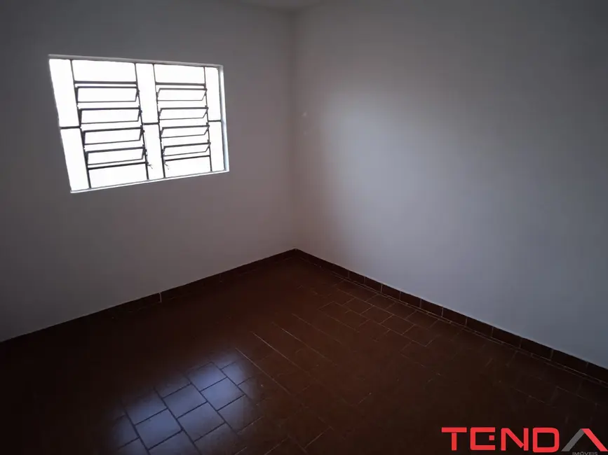 Foto 2 de Casa com 2 quartos para alugar, 120m2 em Éden, Sorocaba - SP