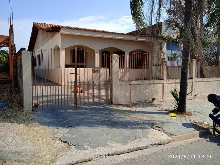 Foto 2 de Casa com 3 quartos à venda, 240m2 em Jardim Jatobá, Sorocaba - SP