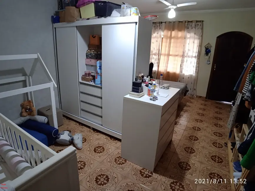 Foto 8 de Casa com 3 quartos à venda, 240m2 em Jardim Jatobá, Sorocaba - SP