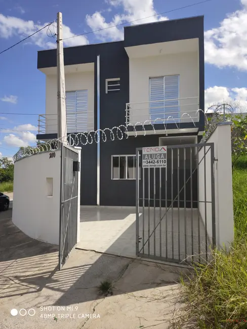 Foto 2 de Casa com 2 quartos para alugar, 105m2 em Jardim Residencial dos Reis, Sorocaba - SP