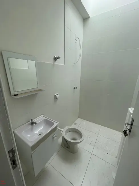Casa com 2 quartos à venda, 70m2 em Jardim Jatobá, Sorocaba - SP - imagem 4 Foto 4 de Casa com 2 quartos à venda, 70m2 em Jardim Jatobá, Sorocaba - SP