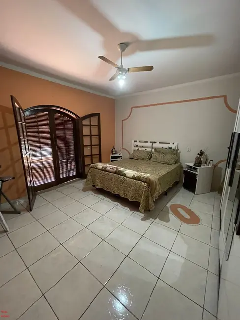 Casa com 3 quartos à venda, 280m2 em Jardim Boa Esperança, Sorocaba - SP - imagem 4 Foto 4 de Casa com 3 quartos à venda, 280m2 em Jardim Boa Esperança, Sorocaba - SP