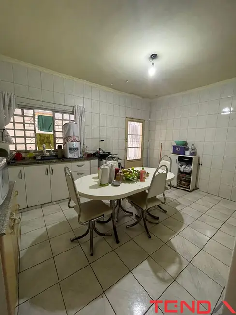 Casa com 3 quartos à venda, 221m2 em Jardim Primavera, Sorocaba - SP - imagem 9 Foto 9 de Casa com 3 quartos à venda, 221m2 em Jardim Primavera, Sorocaba - SP
