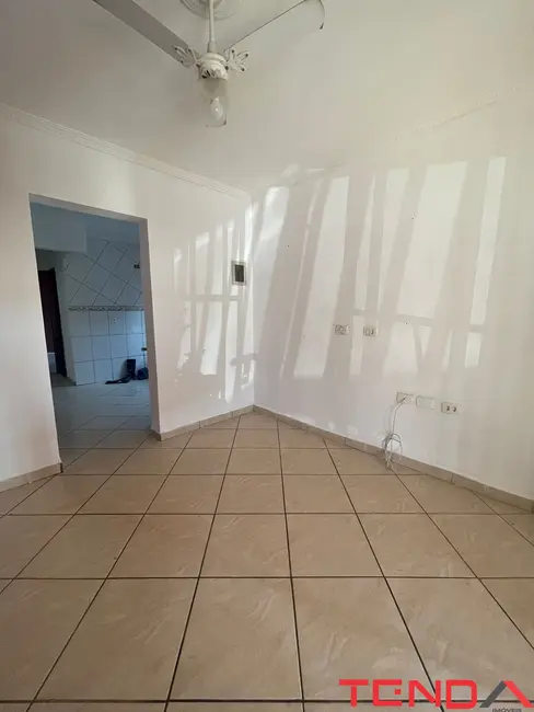 Casa com 3 quartos para alugar, 95m2 em Éden, Sorocaba - SP - imagem 5 Foto 5 de Casa com 3 quartos para alugar, 95m2 em Éden, Sorocaba - SP