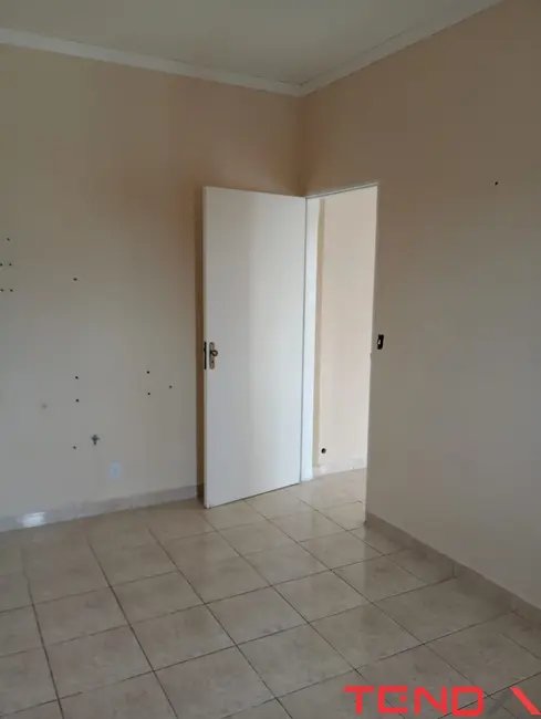 Casa com 3 quartos à venda, 150m2 em Jardim Santa Bárbara, Sorocaba - SP - imagem 3 Foto 3 de Casa com 3 quartos à venda, 150m2 em Jardim Santa Bárbara, Sorocaba - SP