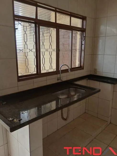 Casa com 3 quartos à venda, 150m2 em Jardim Santa Bárbara, Sorocaba - SP - imagem 8 Foto 8 de Casa com 3 quartos à venda, 150m2 em Jardim Santa Bárbara, Sorocaba - SP