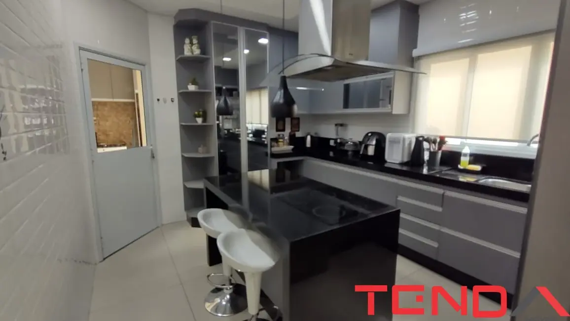 Casa com 2 quartos à venda, 260m2 em Éden, Sorocaba - SP - imagem 6 Foto 6 de Casa com 2 quartos à venda, 260m2 em Éden, Sorocaba - SP
