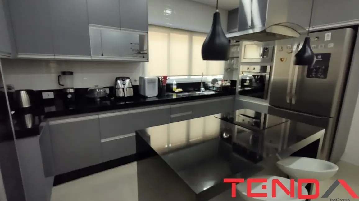 Casa com 2 quartos à venda, 260m2 em Éden, Sorocaba - SP - imagem 4 Foto 4 de Casa com 2 quartos à venda, 260m2 em Éden, Sorocaba - SP