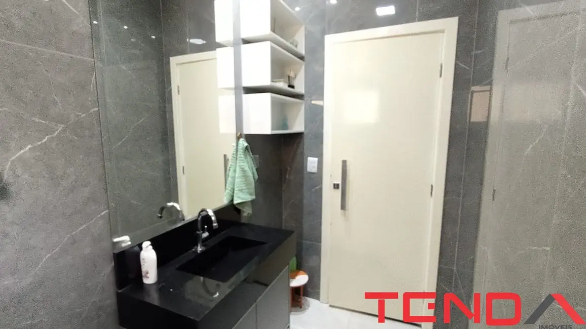 Casa com 2 quartos à venda, 260m2 em Éden, Sorocaba - SP - imagem 9 Foto 9 de Casa com 2 quartos à venda, 260m2 em Éden, Sorocaba - SP