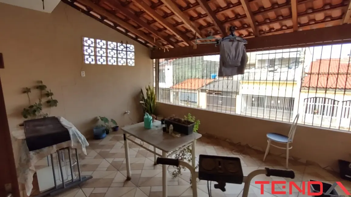 Foto 2 de Casa com 2 quartos à venda, 90m2 em Jardim Carolina, Sorocaba - SP