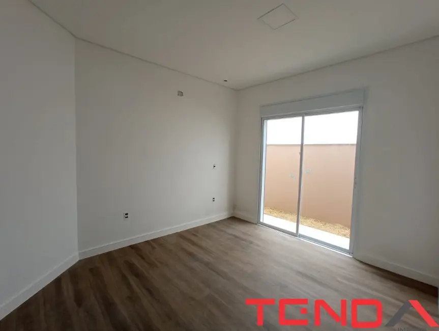 Casa de Condomínio com 3 quartos à venda, 218m2 em Sorocaba - SP - imagem 2 Foto 2 de Casa de Condomínio com 3 quartos à venda, 218m2 em Sorocaba - SP