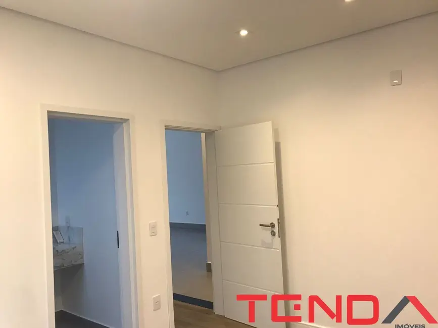 Casa de Condomínio com 3 quartos à venda, 218m2 em Sorocaba - SP - imagem 4 Foto 4 de Casa de Condomínio com 3 quartos à venda, 218m2 em Sorocaba - SP