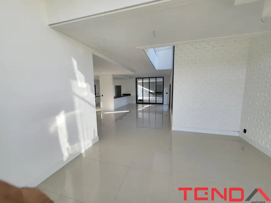 Foto 5 de Casa com 4 quartos à venda, 416m2 em Votorantim - SP