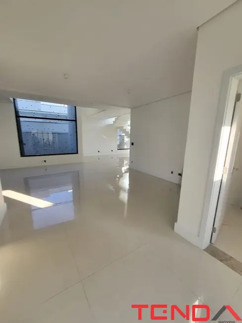 Foto 8 de Casa com 4 quartos à venda, 416m2 em Votorantim - SP
