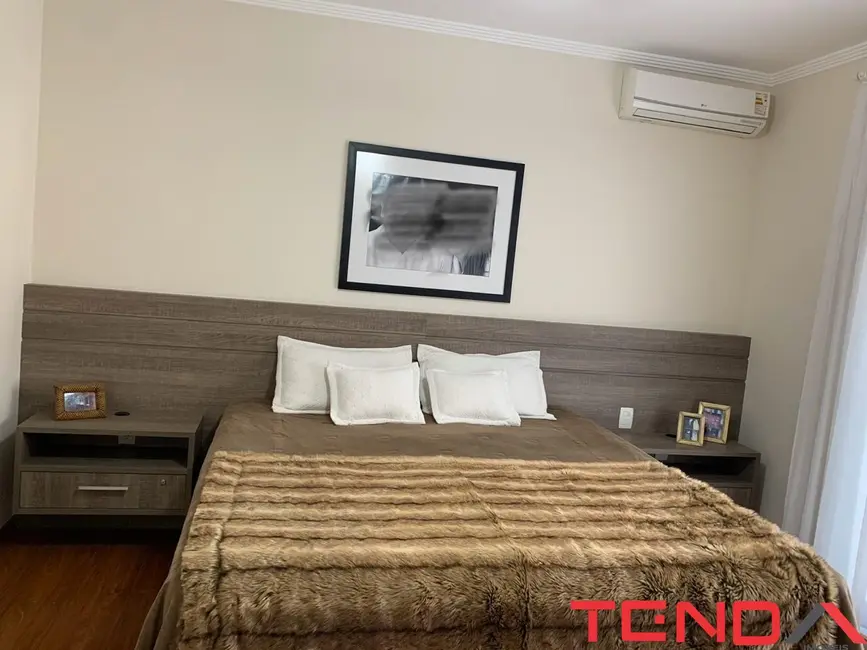 Casa com 4 quartos à venda, 396m2 em Jardim Residencial Tivoli Park, Sorocaba - SP - imagem 7 Foto 7 de Casa com 4 quartos à venda, 396m2 em Jardim Residencial Tivoli Park, Sorocaba - SP