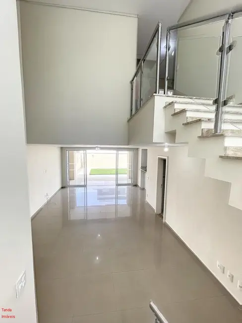 Casa com 3 quartos à venda, 200m2 em Centro, Sorocaba - SP - imagem 4 Foto 4 de Casa com 3 quartos à venda, 200m2 em Centro, Sorocaba - SP
