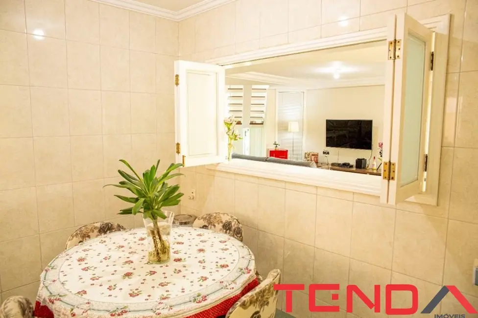 Casa com 4 quartos à venda, 300m2 em Granja Olga III, Sorocaba - SP - imagem 8 Foto 8 de Casa com 4 quartos à venda, 300m2 em Granja Olga III, Sorocaba - SP