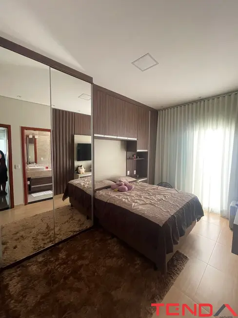 Foto 9 de Casa com 3 quartos para alugar, 181m2 em Cajuru do Sul, Sorocaba - SP