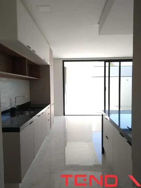 Casa com 2 quartos à venda, 201m2 em Cajuru do Sul, Sorocaba - SP - imagem 7 Foto 7 de Casa com 2 quartos à venda, 201m2 em Cajuru do Sul, Sorocaba - SP
