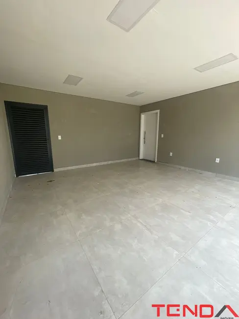Casa com 3 quartos à venda, 250m2 em Cajuru do Sul, Sorocaba - SP - imagem 3 Foto 3 de Casa com 3 quartos à venda, 250m2 em Cajuru do Sul, Sorocaba - SP