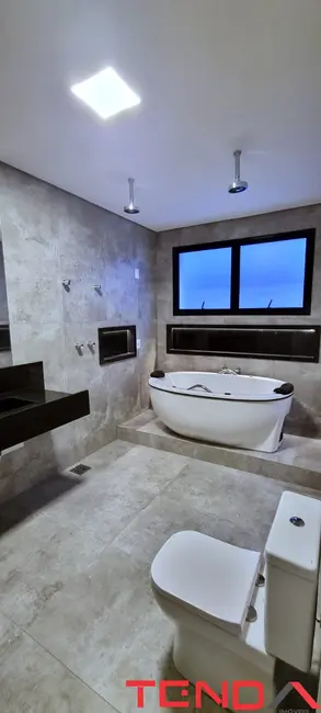 Casa de Condomínio com 3 quartos à venda, 326m2 em Alphaville Nova Esplanada, Votorantim - SP - imagem 9 Foto 9 de Casa de Condomínio com 3 quartos à venda, 326m2 em Alphaville Nova Esplanada, Votorantim - SP