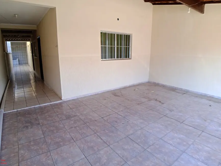 Casa com 2 quartos para alugar, 90m2 em Jardim Primavera, Sorocaba - SP - imagem 3 Foto 3 de Casa com 2 quartos para alugar, 90m2 em Jardim Primavera, Sorocaba - SP
